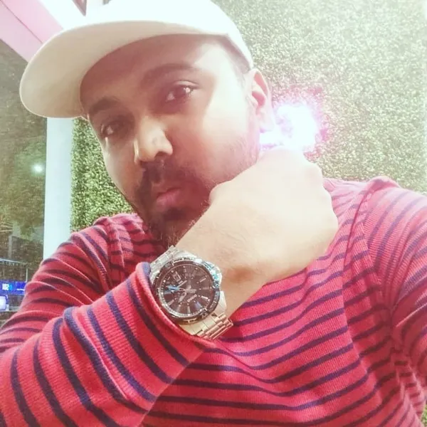 Lingesh B