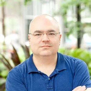 Michael Ezzell