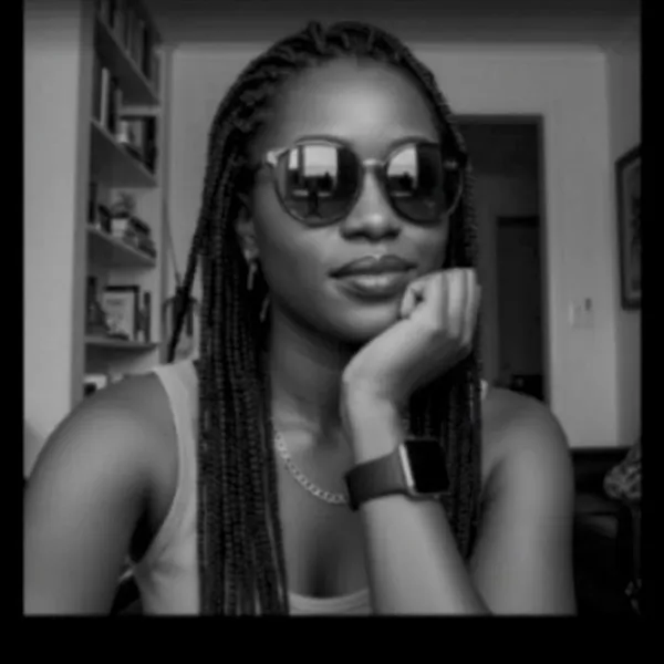 Simi Mwanza