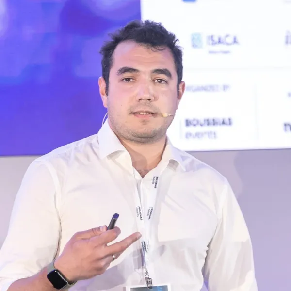 Naim Gkamperlo