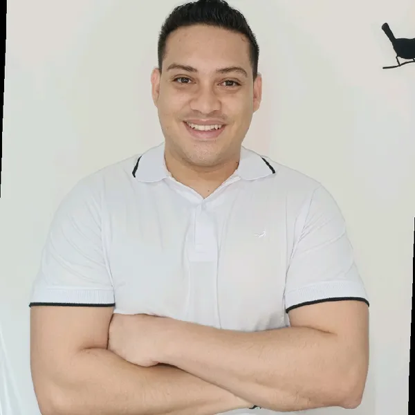 Leandro Rivera