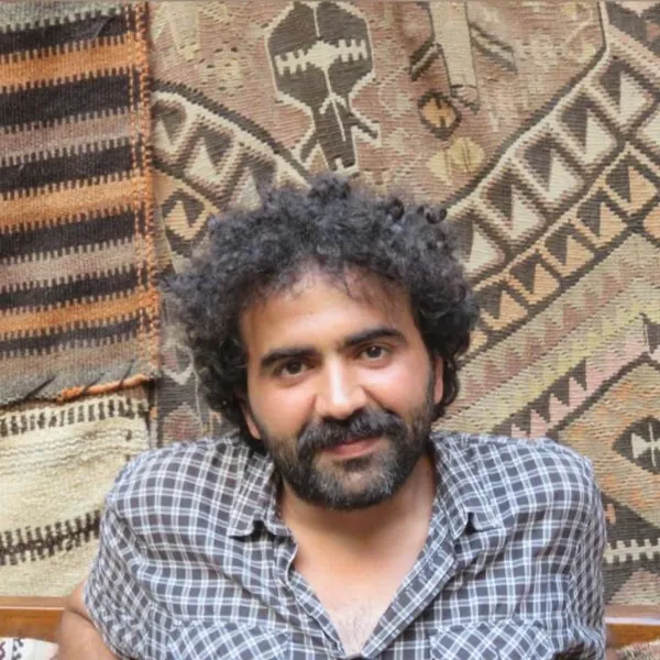 Azad Akin