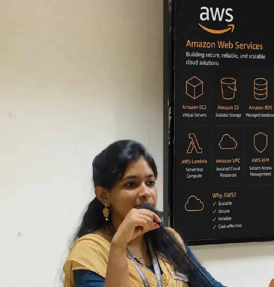 DHARSHINI SHRI M