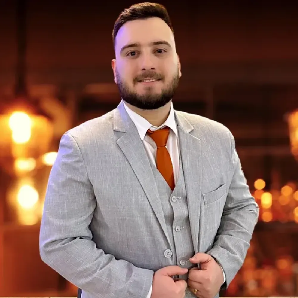 Túlio Sploradori