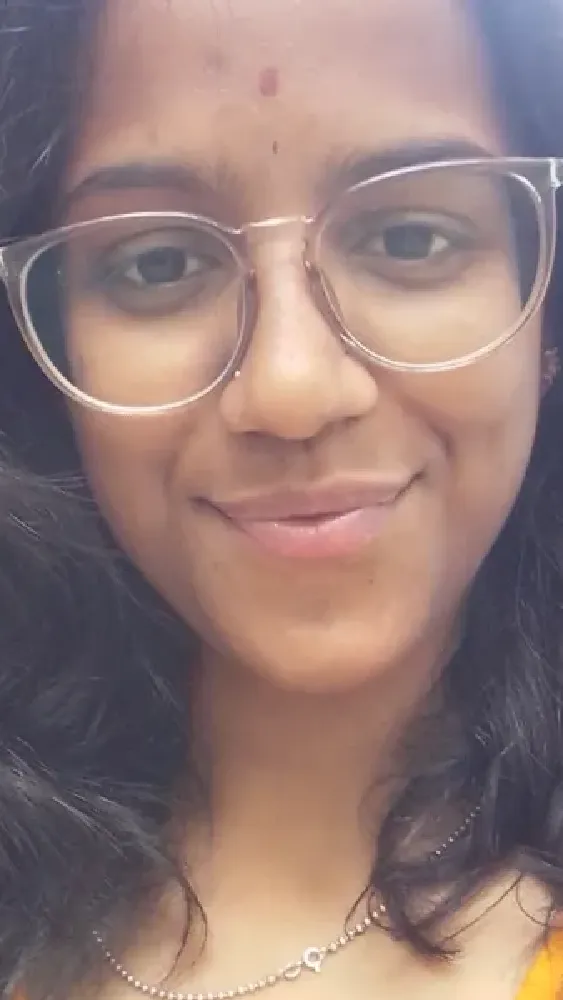 Sonakshi R